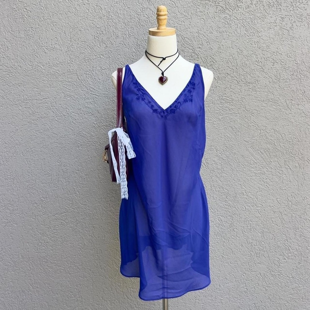 Vintage Y2K Victoria's Secret Purple Slip Dress Lingerie w/ Floral Embroidery